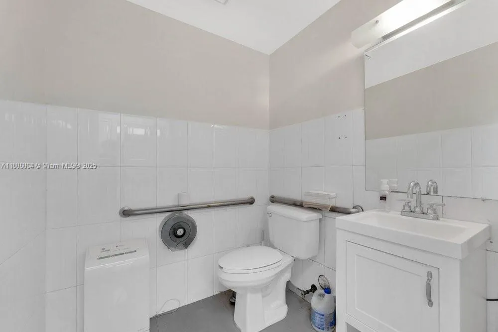 2201 Nw 102nd Pl 4a, Doral, Florida 33172, Doral, Florida 33172, ,Commercial Sale,For Sale,2201 Nw 102nd Pl 4a, Doral, Florida 33172,A11886804