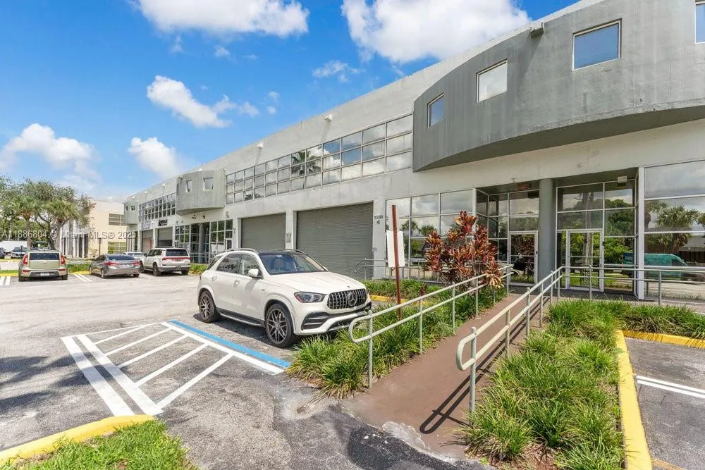 2201 Nw 102nd Pl 4a, Doral, Florida 33172, Doral, Florida 33172, ,Commercial Sale,For Sale,2201 Nw 102nd Pl 4a, Doral, Florida 33172,A11886804