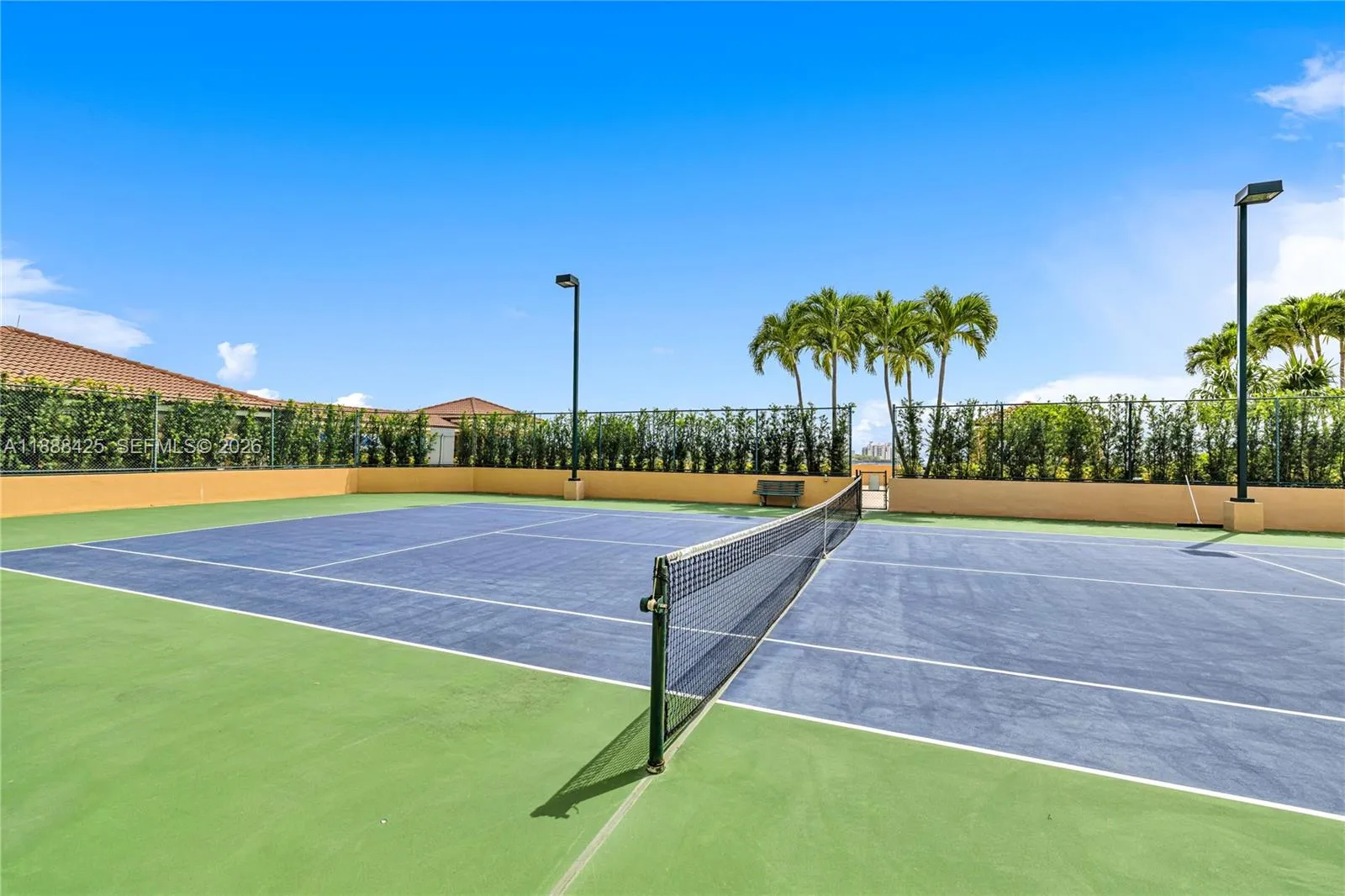 90 Alton Rd 1103, Miami Beach, Florida 33139, Miami Beach, Florida 33139, 2 Bedrooms Bedrooms, ,2 BathroomsBathrooms,Residential,For Sale,90 Alton Rd 1103, Miami Beach, Florida 33139,A11888425