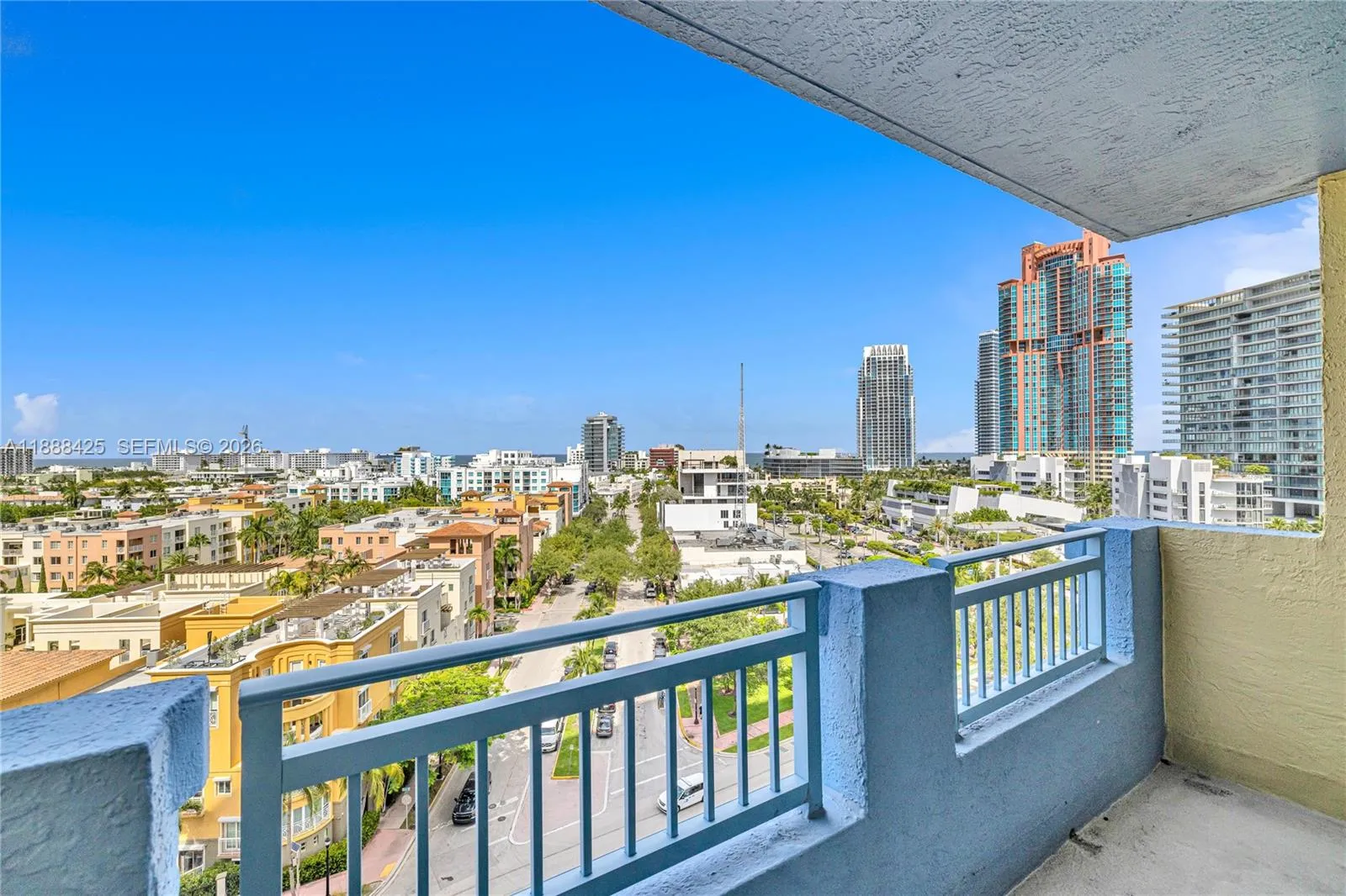 90 Alton Rd 1103, Miami Beach, Florida 33139, Miami Beach, Florida 33139, 2 Bedrooms Bedrooms, ,2 BathroomsBathrooms,Residential,For Sale,90 Alton Rd 1103, Miami Beach, Florida 33139,A11888425