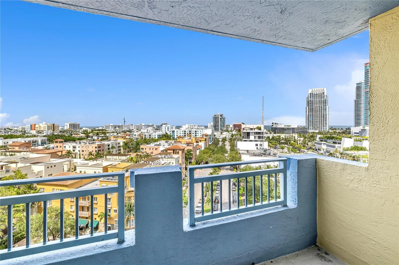 90 Alton Rd 1103, Miami Beach, Florida 33139, Miami Beach, Florida 33139, 2 Bedrooms Bedrooms, ,2 BathroomsBathrooms,Residential,For Sale,90 Alton Rd 1103, Miami Beach, Florida 33139,A11888425