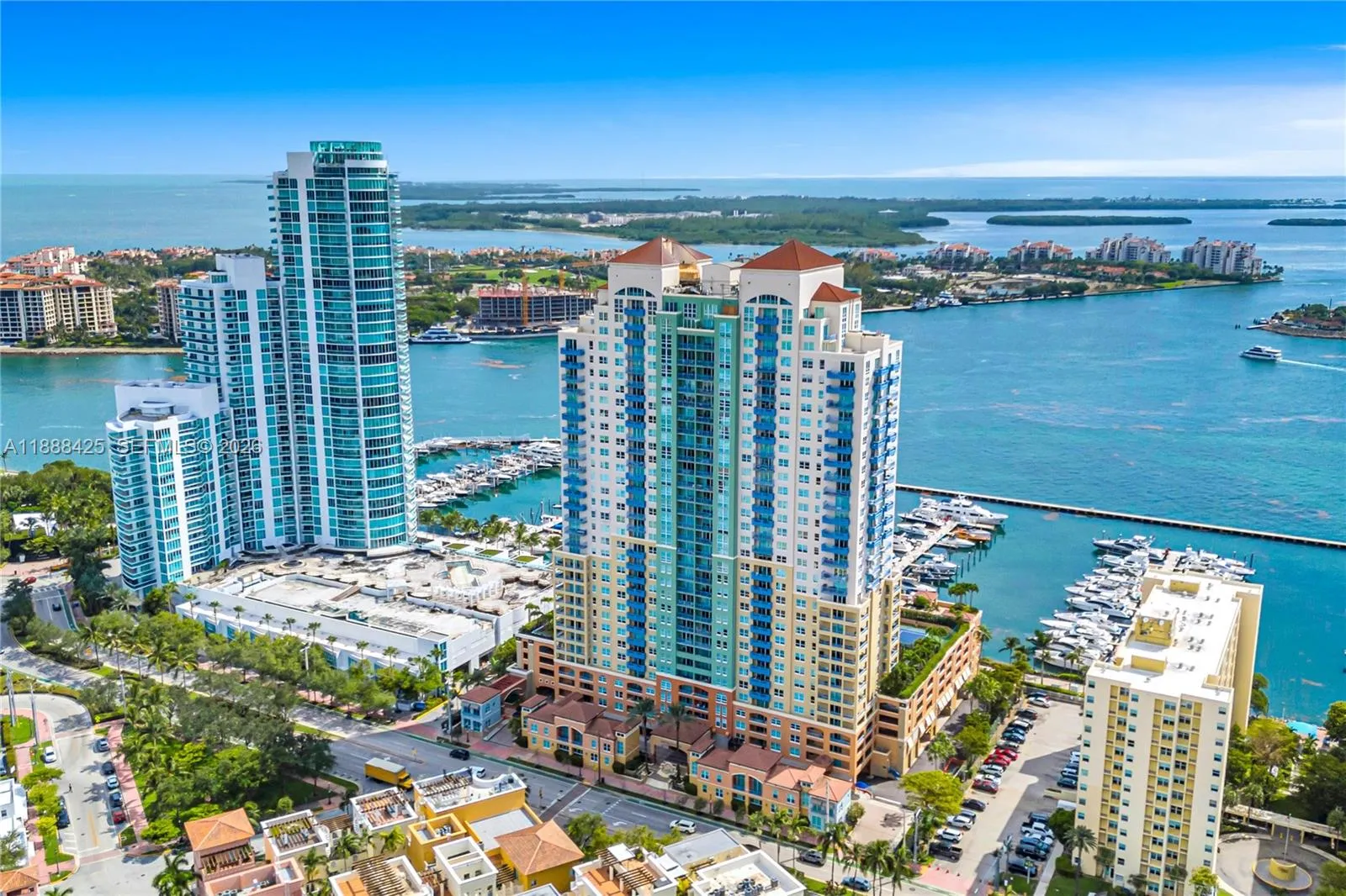 90 Alton Rd 1103, Miami Beach, Florida 33139, Miami Beach, Florida 33139, 2 Bedrooms Bedrooms, ,2 BathroomsBathrooms,Residential,For Sale,90 Alton Rd 1103, Miami Beach, Florida 33139,A11888425