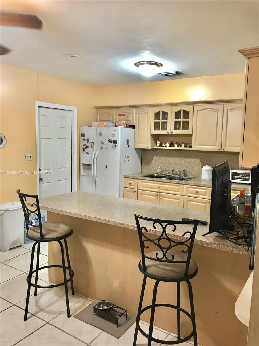 Miami, Florida 33147, ,Residential Income,For Sale,A11888593