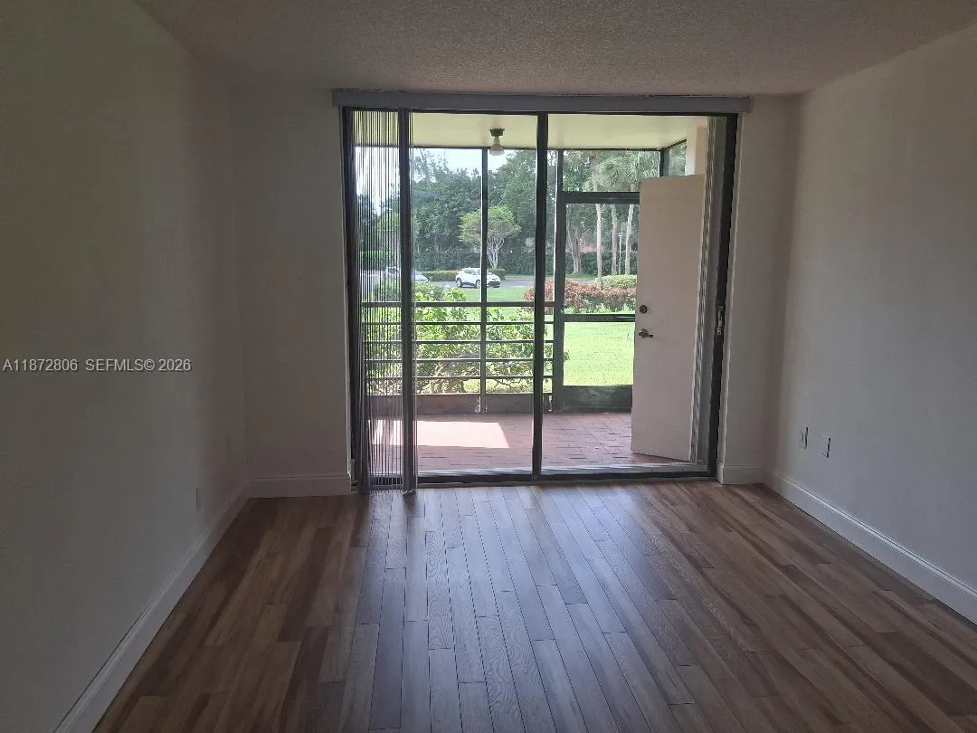 1000 St Charles Pl L20, Pembroke Pines, Florida 33, Pembroke Pines, Florida 33026, 1 Bedroom Bedrooms, ,1 BathroomBathrooms,Residential Lease,For Rent,1000 St Charles Pl L20, Pembroke Pines, Florida 33,A11872806