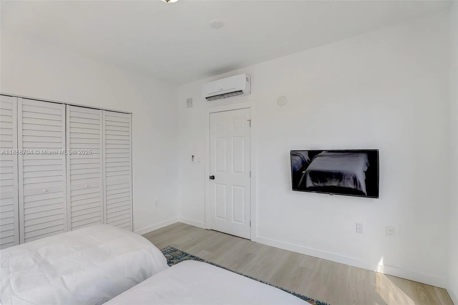 1553 Sw 7th St, Miami, Florida 33135, Miami, Florida 33135, ,Commercial Sale,For Sale,1553 Sw 7th St, Miami, Florida 33135,A11888704