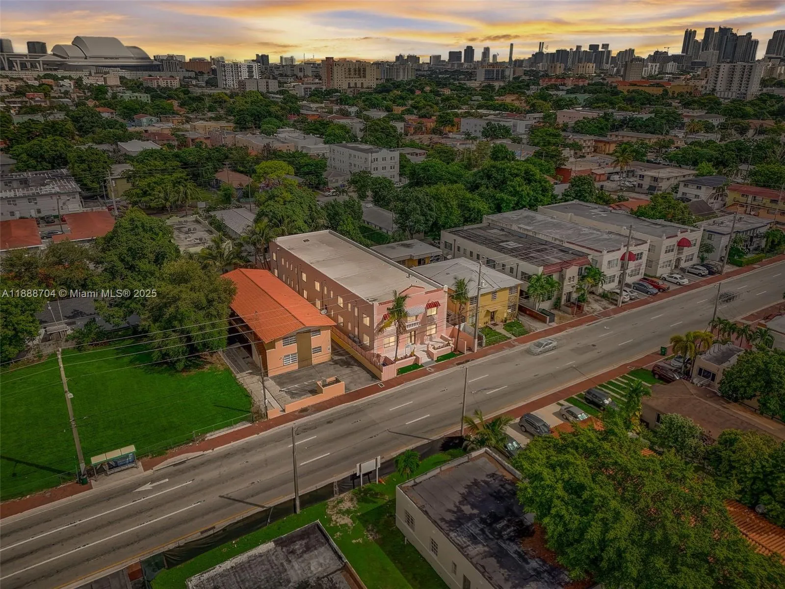 1553 Sw 7th St, Miami, Florida 33135, Miami, Florida 33135, ,Commercial Sale,For Sale,1553 Sw 7th St, Miami, Florida 33135,A11888704