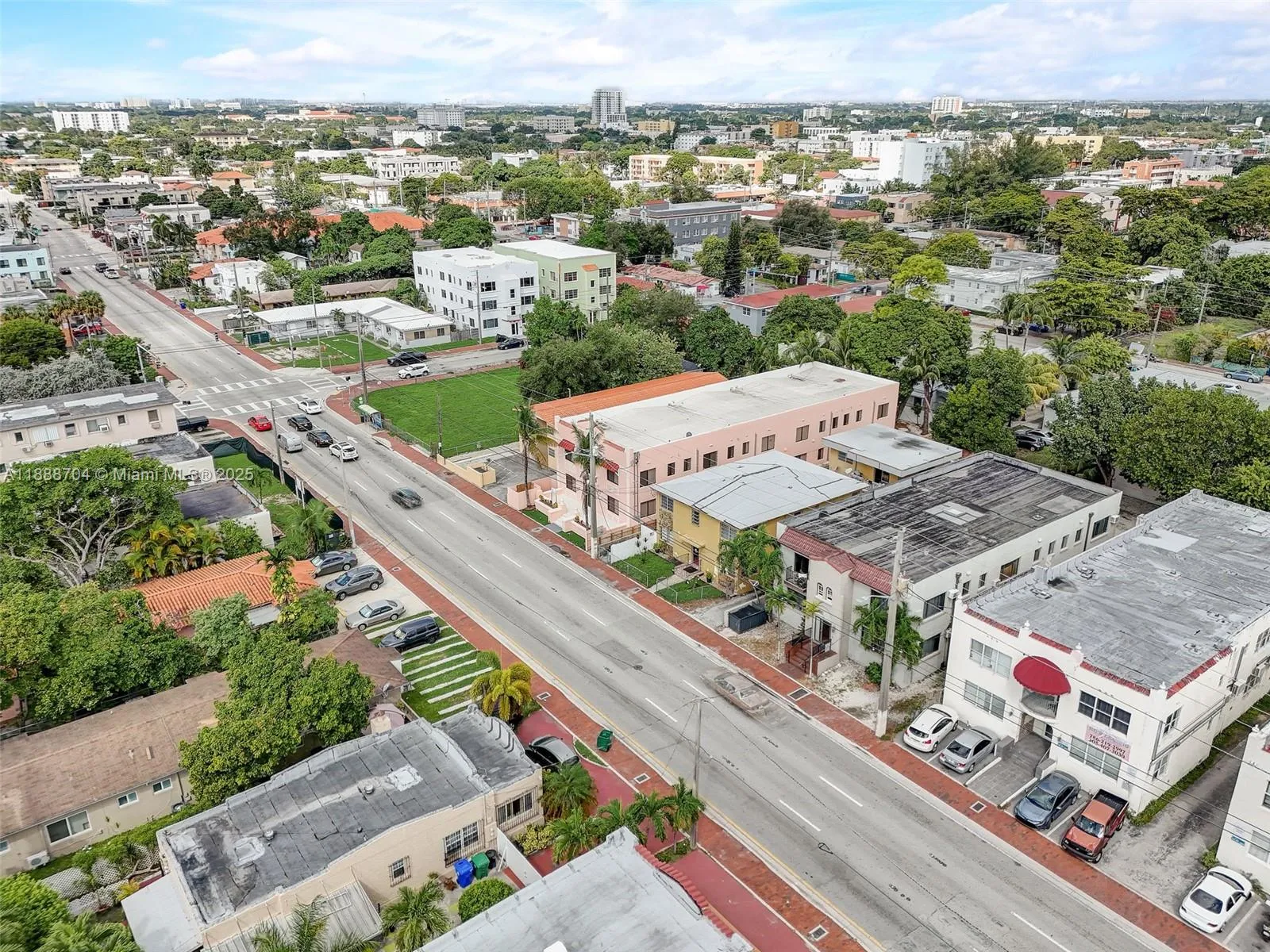 1553 Sw 7th St, Miami, Florida 33135, Miami, Florida 33135, ,Commercial Sale,For Sale,1553 Sw 7th St, Miami, Florida 33135,A11888704