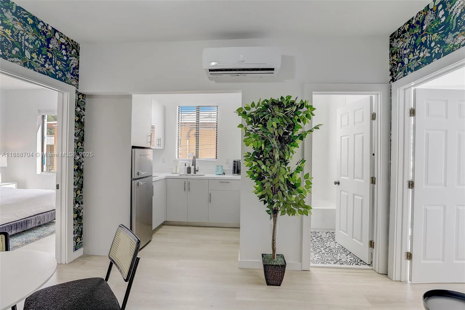 1553 Sw 7th St, Miami, Florida 33135, Miami, Florida 33135, ,Commercial Sale,For Sale,1553 Sw 7th St, Miami, Florida 33135,A11888704