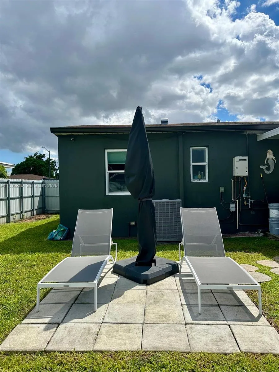 651 E 38th St, Hialeah, Florida 33013, Hialeah, Florida 33013, 4 Bedrooms Bedrooms, ,1 BathroomBathrooms,Residential,For Sale,651 E 38th St, Hialeah, Florida 33013,A11889216