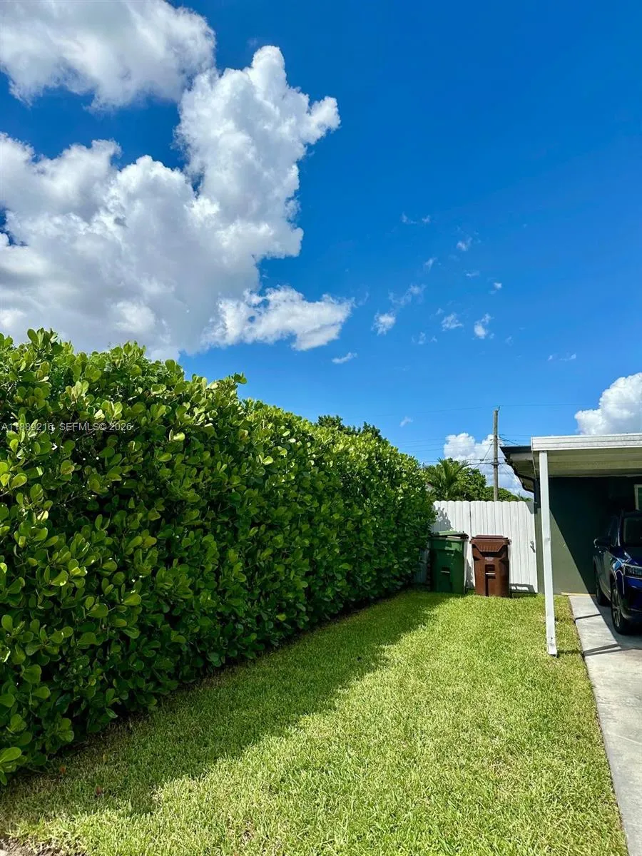 651 E 38th St, Hialeah, Florida 33013, Hialeah, Florida 33013, 4 Bedrooms Bedrooms, ,1 BathroomBathrooms,Residential,For Sale,651 E 38th St, Hialeah, Florida 33013,A11889216