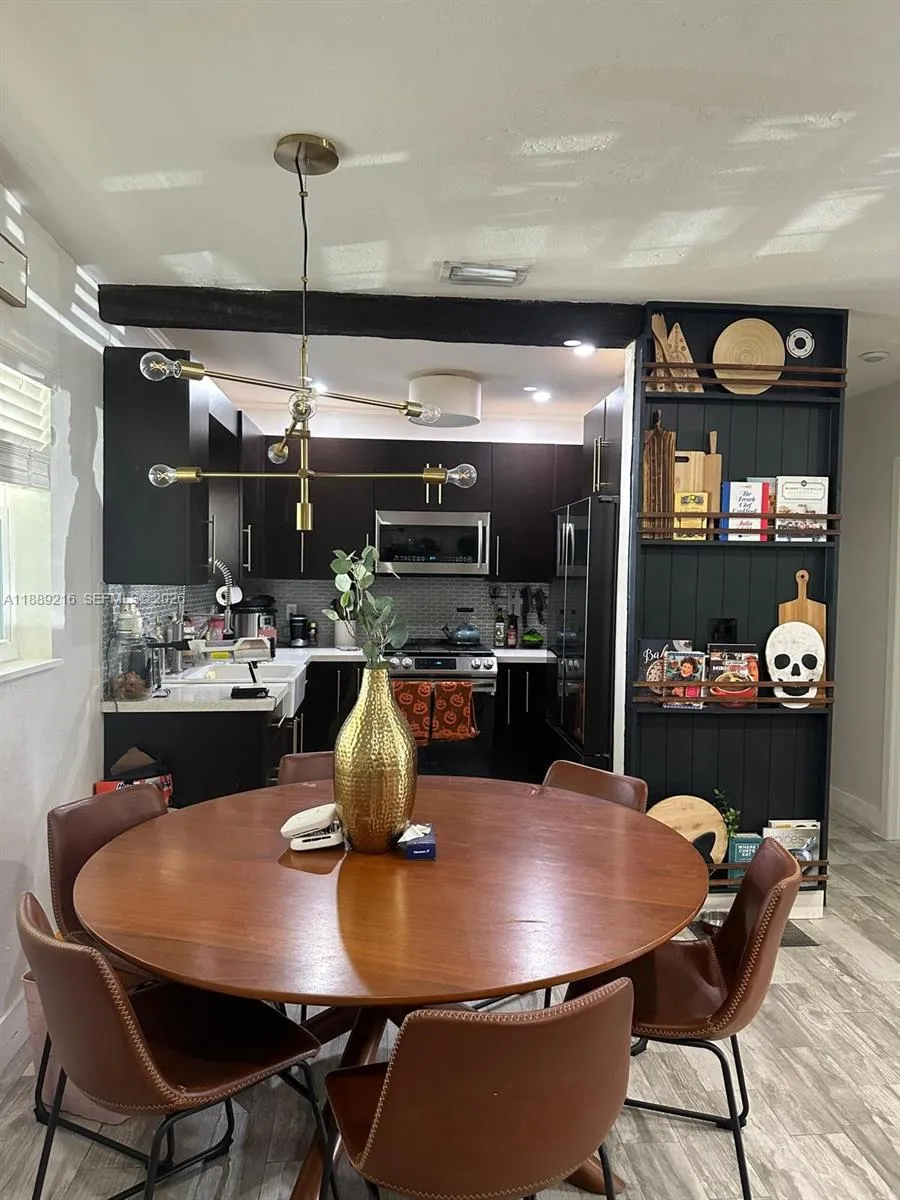 651 E 38th St, Hialeah, Florida 33013, Hialeah, Florida 33013, 4 Bedrooms Bedrooms, ,1 BathroomBathrooms,Residential,For Sale,651 E 38th St, Hialeah, Florida 33013,A11889216