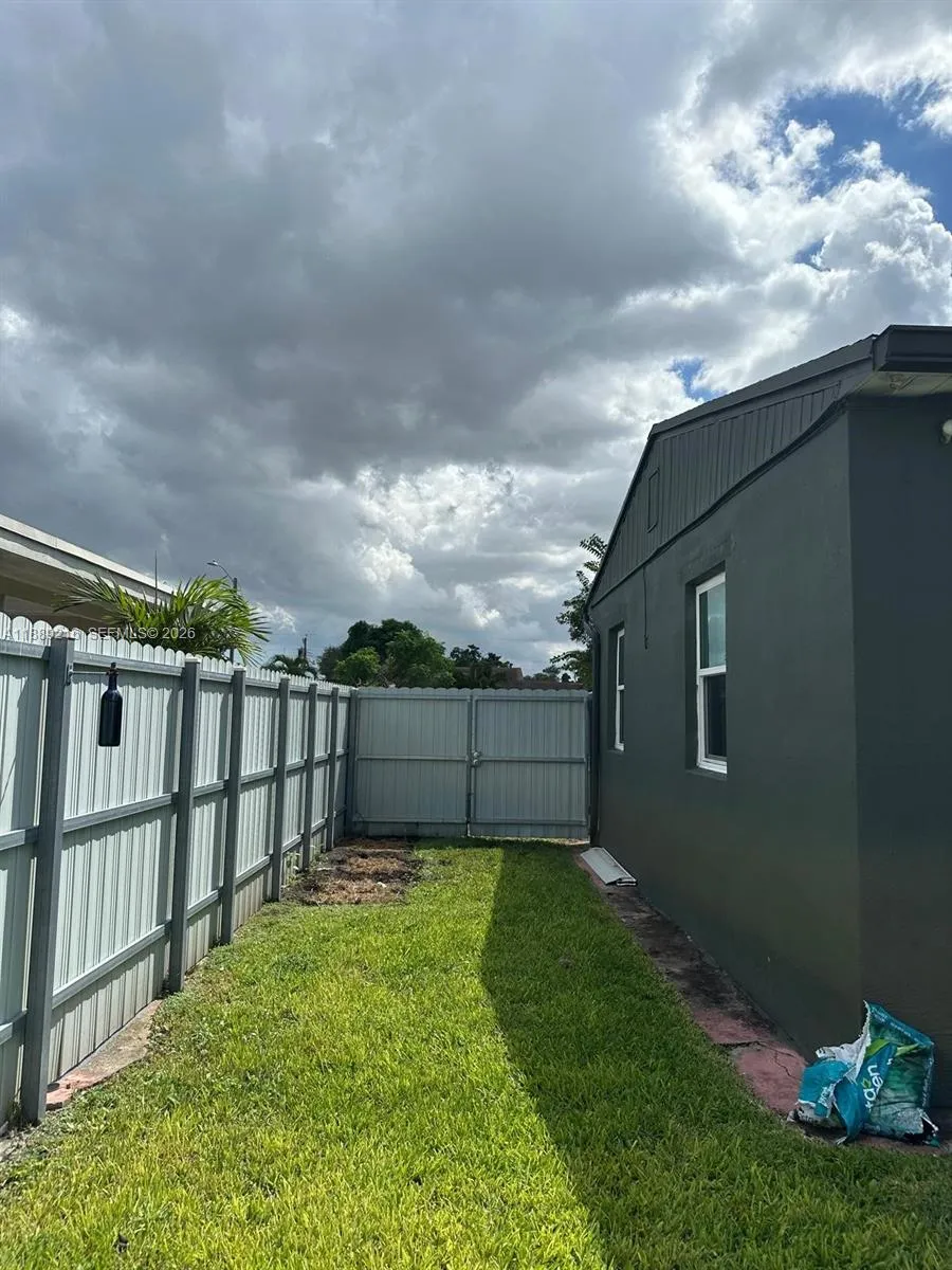 651 E 38th St, Hialeah, Florida 33013, Hialeah, Florida 33013, 4 Bedrooms Bedrooms, ,1 BathroomBathrooms,Residential,For Sale,651 E 38th St, Hialeah, Florida 33013,A11889216