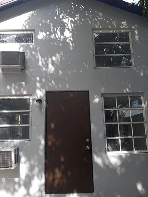 276 E 12th St, Hialeah, Florida 33010, Hialeah, Florida 33010, ,Residential Income,For Sale,276 E 12th St, Hialeah, Florida 33010,A11889559