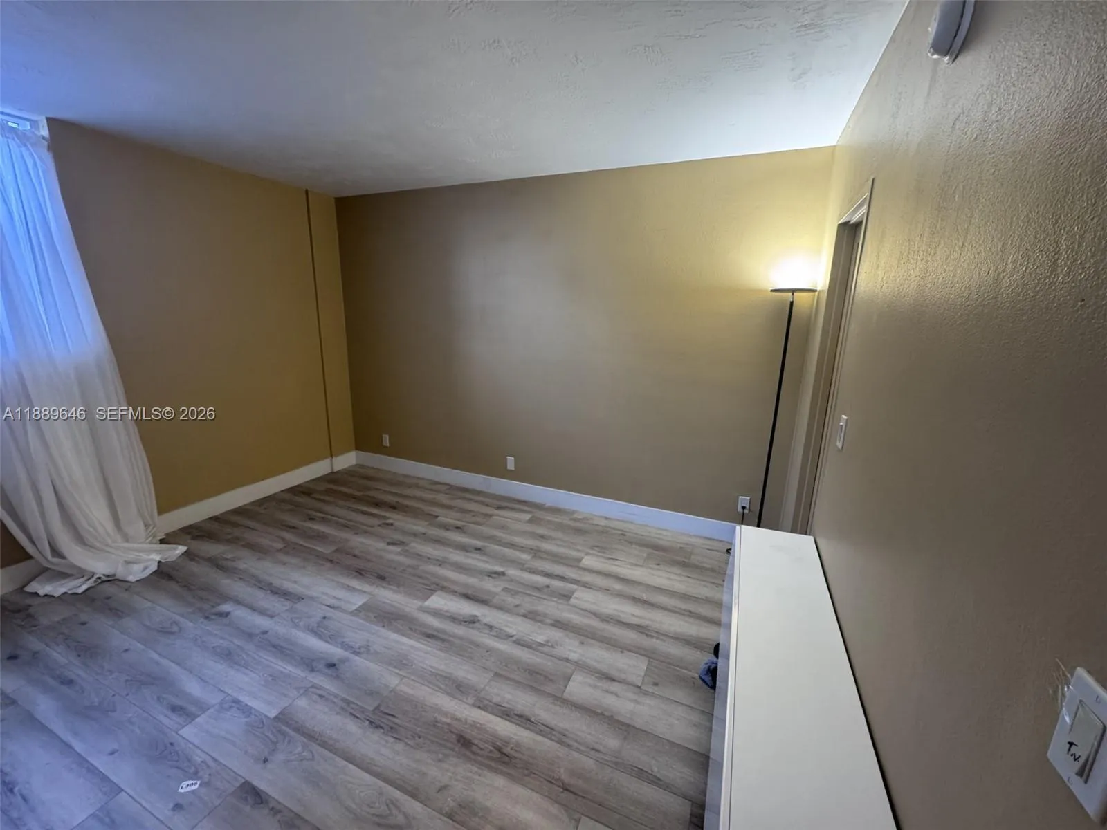 3001 S Ocean Dr 907, Hollywood, Florida 33019, Hollywood, Florida 33019, 1 Bedroom Bedrooms, ,1 BathroomBathrooms,Residential,For Sale,3001 S Ocean Dr 907, Hollywood, Florida 33019,A11889646