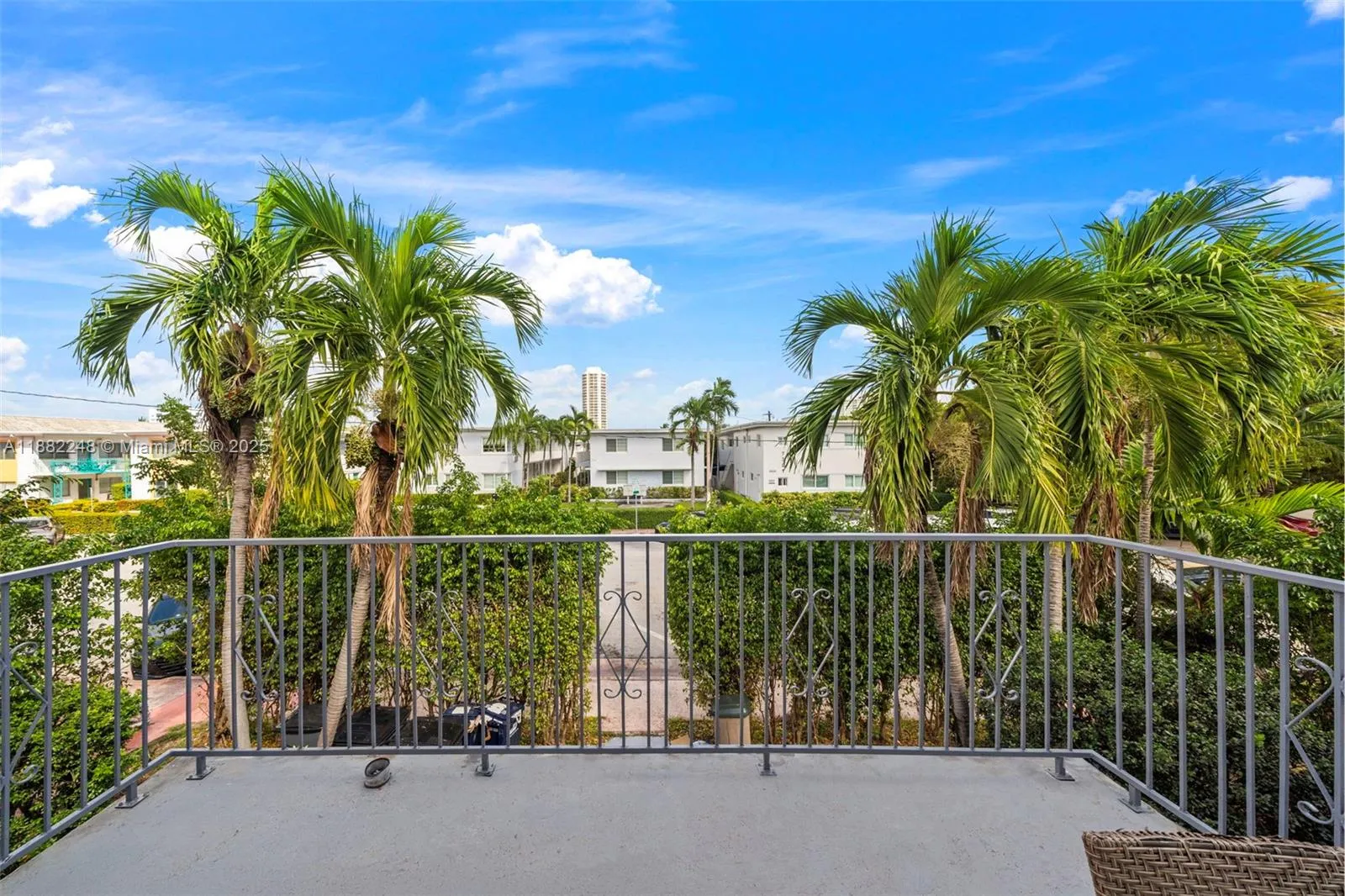 7320 Carlyle Ave, Miami Beach, Florida 33141, Miami Beach, Florida 33141, ,Residential Income,For Sale,7320 Carlyle Ave, Miami Beach, Florida 33141,A11882248