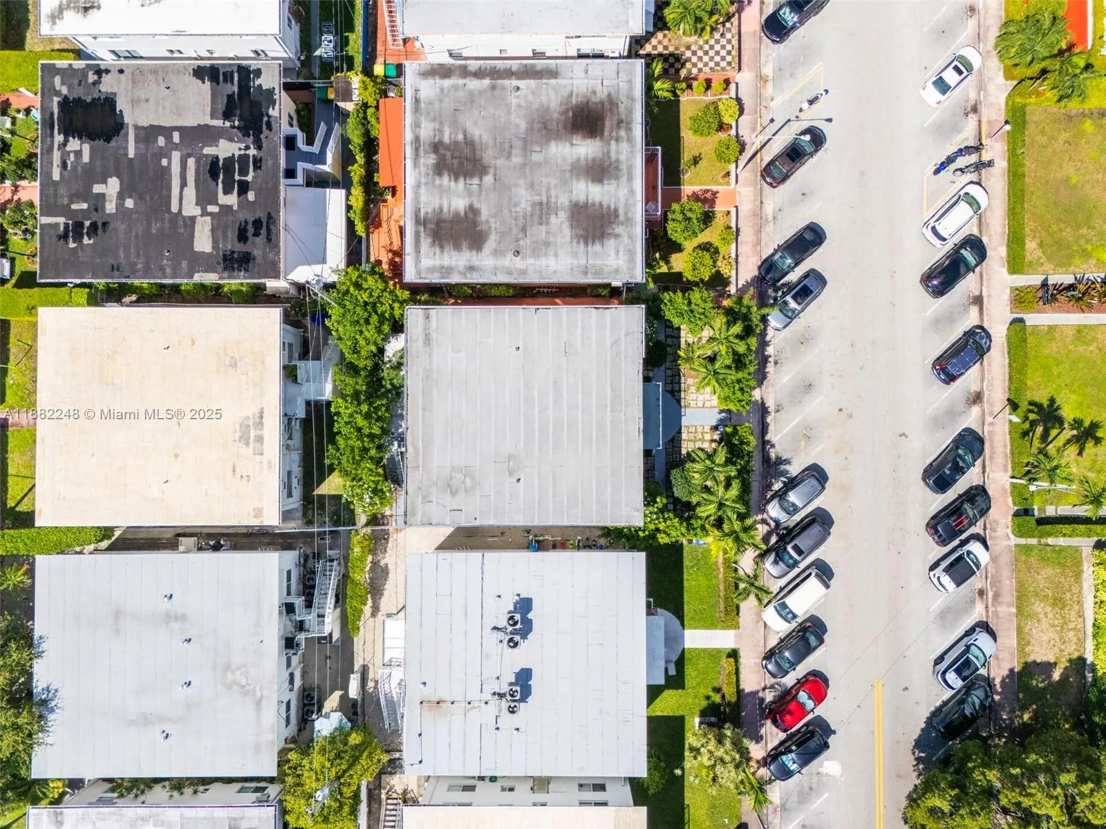 7320 Carlyle Ave, Miami Beach, Florida 33141, Miami Beach, Florida 33141, ,Residential Income,For Sale,7320 Carlyle Ave, Miami Beach, Florida 33141,A11882248