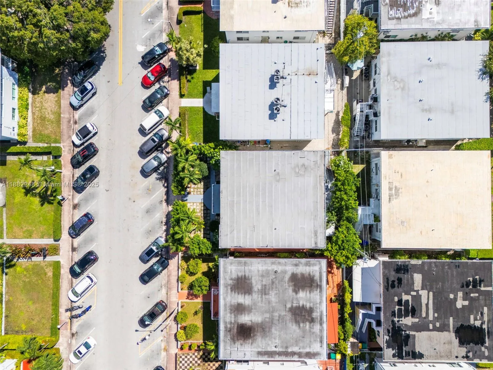 7320 Carlyle Ave, Miami Beach, Florida 33141, Miami Beach, Florida 33141, ,Residential Income,For Sale,7320 Carlyle Ave, Miami Beach, Florida 33141,A11882248