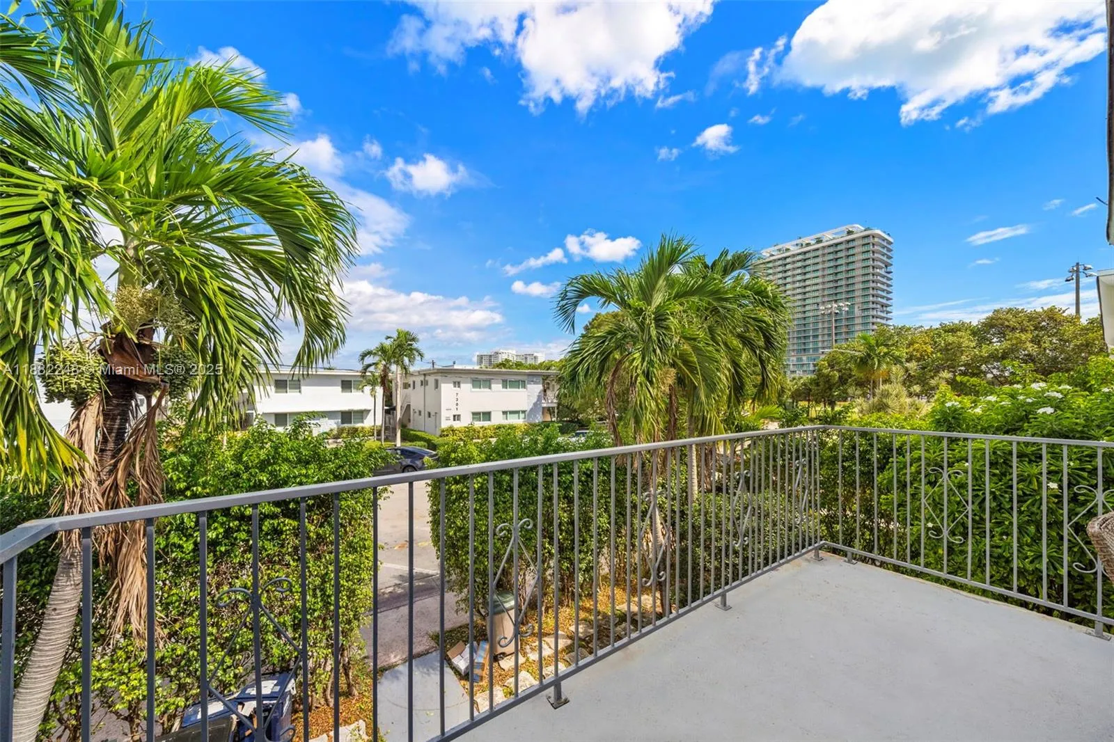 7320 Carlyle Ave, Miami Beach, Florida 33141, Miami Beach, Florida 33141, ,Residential Income,For Sale,7320 Carlyle Ave, Miami Beach, Florida 33141,A11882248