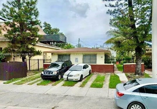Miami, Florida 33130, ,Residential Income,For Sale,A11889809