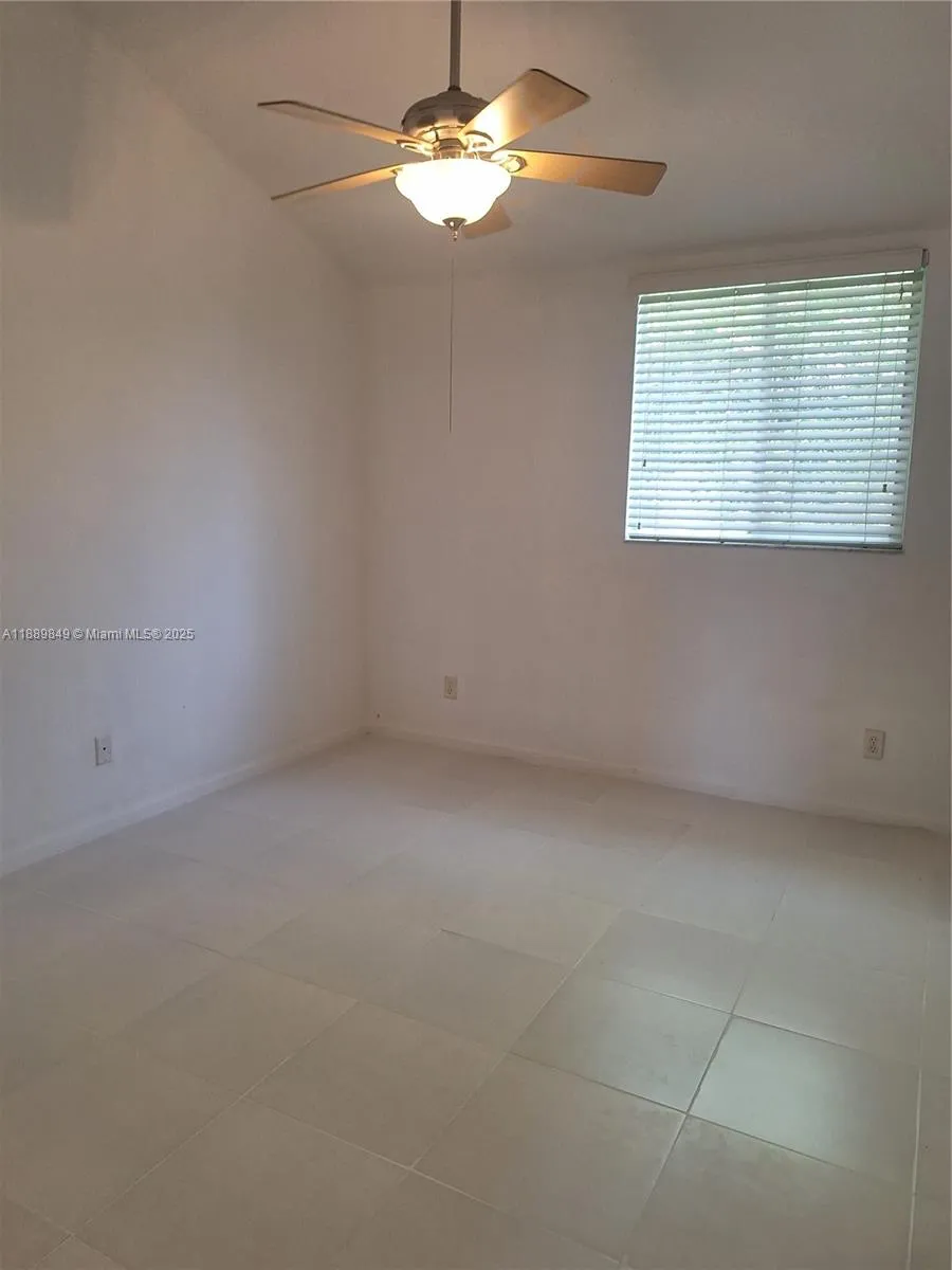 6621 Winfield Blvd 1, Margate, Florida 33063, Margate, Florida 33063, 2 Bedrooms Bedrooms, ,2 BathroomsBathrooms,Residential Lease,For Rent,6621 Winfield Blvd 1, Margate, Florida 33063,A11889849