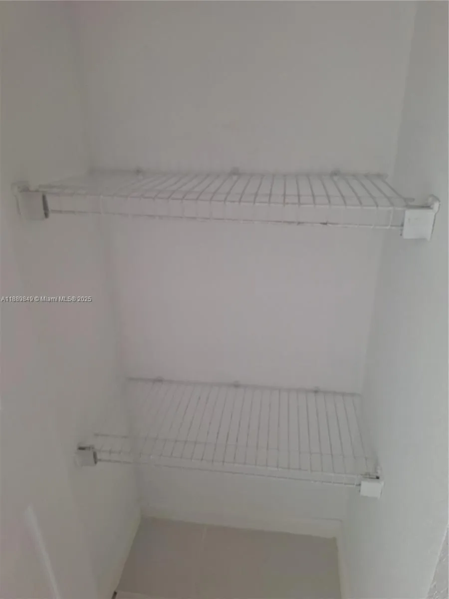 6621 Winfield Blvd 1, Margate, Florida 33063, Margate, Florida 33063, 2 Bedrooms Bedrooms, ,2 BathroomsBathrooms,Residential Lease,For Rent,6621 Winfield Blvd 1, Margate, Florida 33063,A11889849