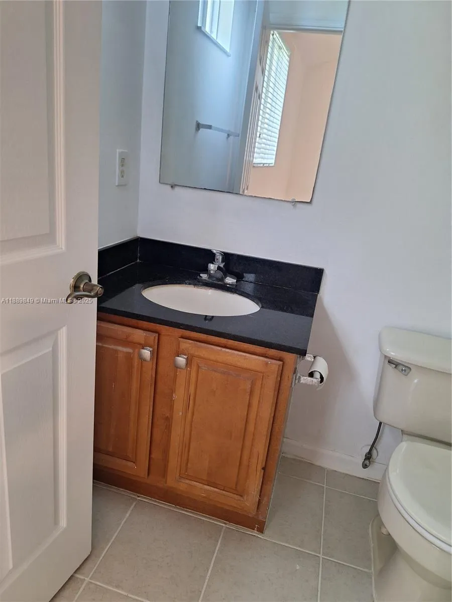 6621 Winfield Blvd 1, Margate, Florida 33063, Margate, Florida 33063, 2 Bedrooms Bedrooms, ,2 BathroomsBathrooms,Residential Lease,For Rent,6621 Winfield Blvd 1, Margate, Florida 33063,A11889849