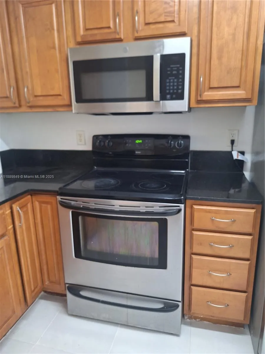 6621 Winfield Blvd 1, Margate, Florida 33063, Margate, Florida 33063, 2 Bedrooms Bedrooms, ,2 BathroomsBathrooms,Residential Lease,For Rent,6621 Winfield Blvd 1, Margate, Florida 33063,A11889849