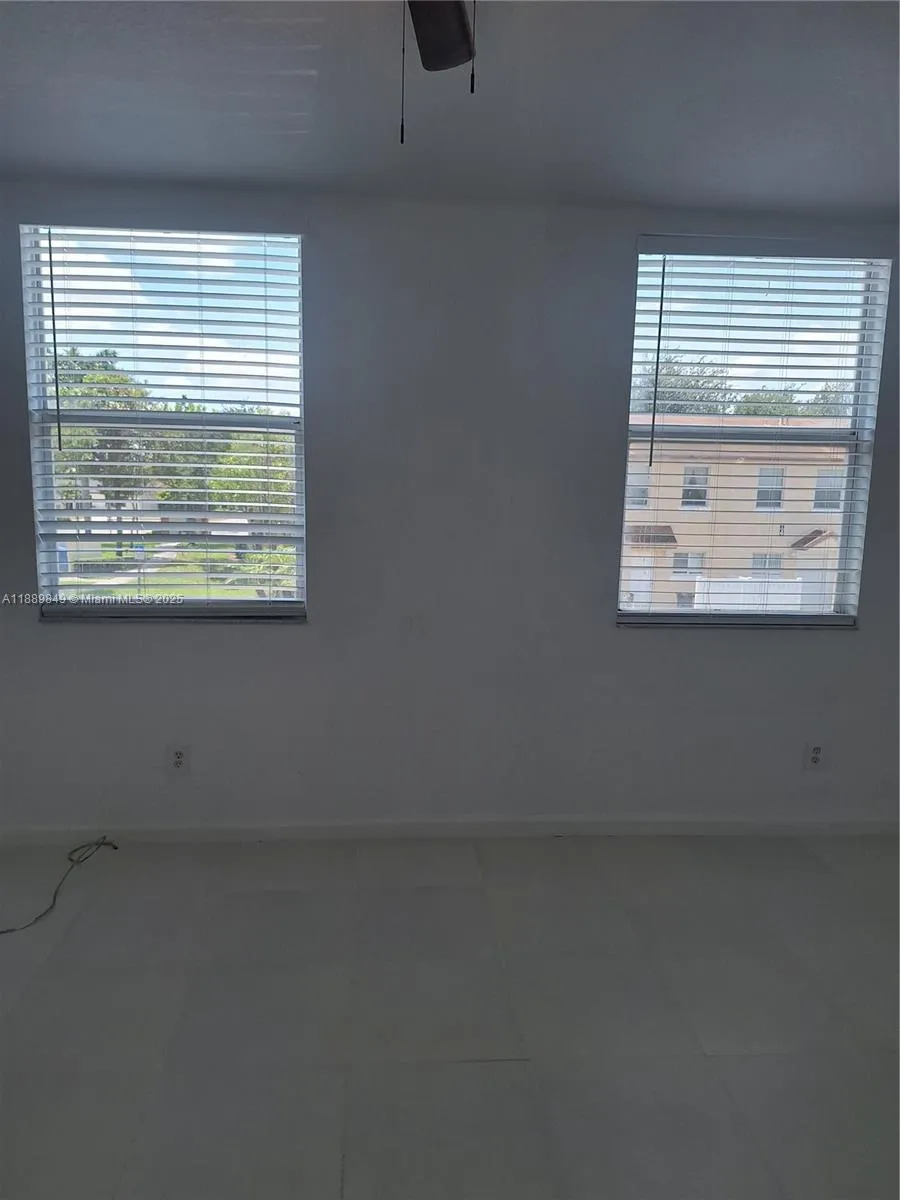 6621 Winfield Blvd 1, Margate, Florida 33063, Margate, Florida 33063, 2 Bedrooms Bedrooms, ,2 BathroomsBathrooms,Residential Lease,For Rent,6621 Winfield Blvd 1, Margate, Florida 33063,A11889849