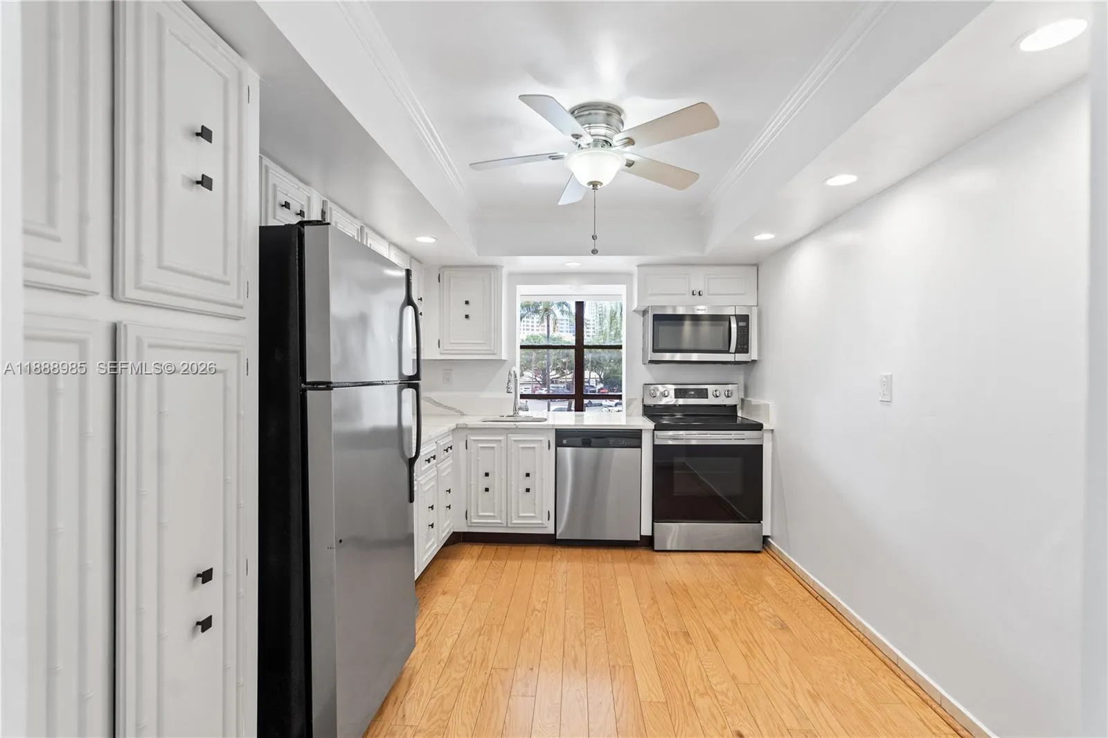 800 Parkview Dr 224, Hallandale Beach, Florida 330, Hallandale Beach, Florida 33009, 1 Bedroom Bedrooms, ,1 BathroomBathrooms,Residential Lease,For Rent,800 Parkview Dr 224, Hallandale Beach, Florida 330,A11888985