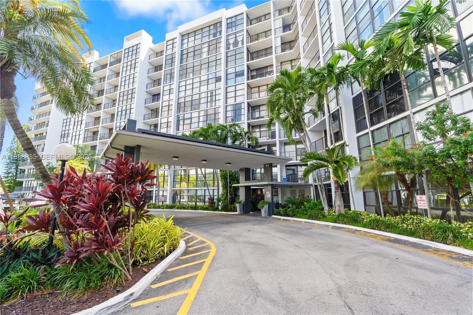800 Parkview Dr 224, Hallandale Beach, Florida 330, Hallandale Beach, Florida 33009, 1 Bedroom Bedrooms, ,1 BathroomBathrooms,Residential Lease,For Rent,800 Parkview Dr 224, Hallandale Beach, Florida 330,A11888985