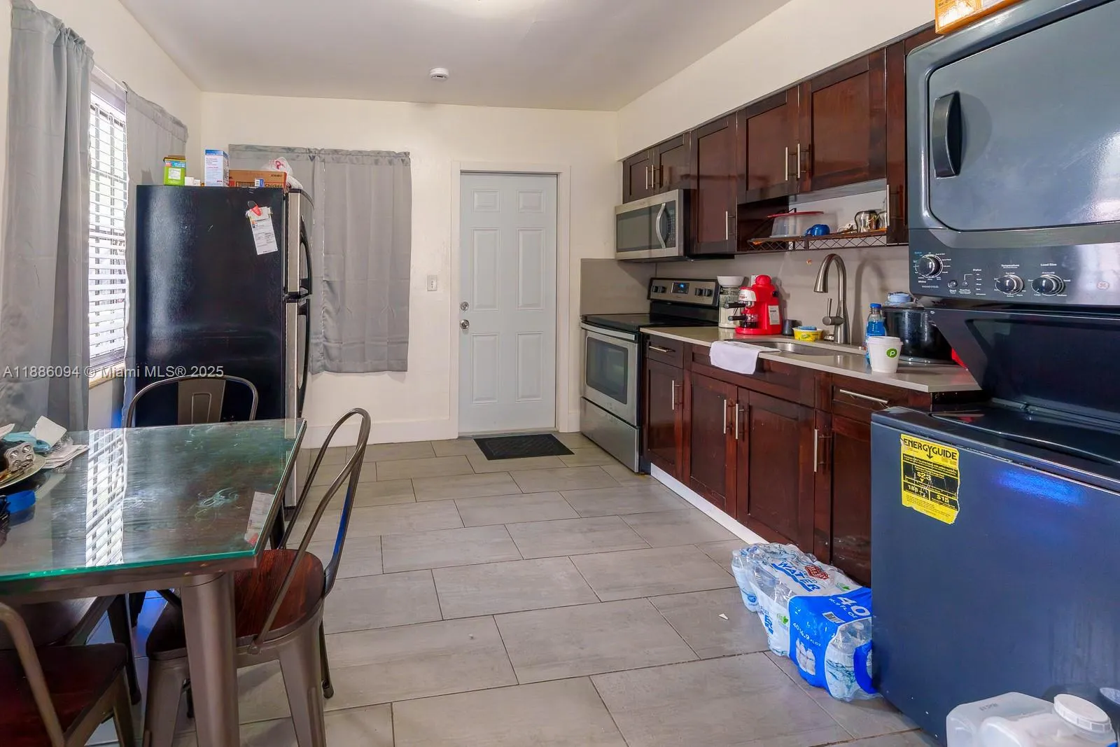 1737-1739 Nw 47th Ter, Miami, Florida 33142, Miami, Florida 33142, ,Residential Income,For Sale,1737-1739 Nw 47th Ter, Miami, Florida 33142,A11886094