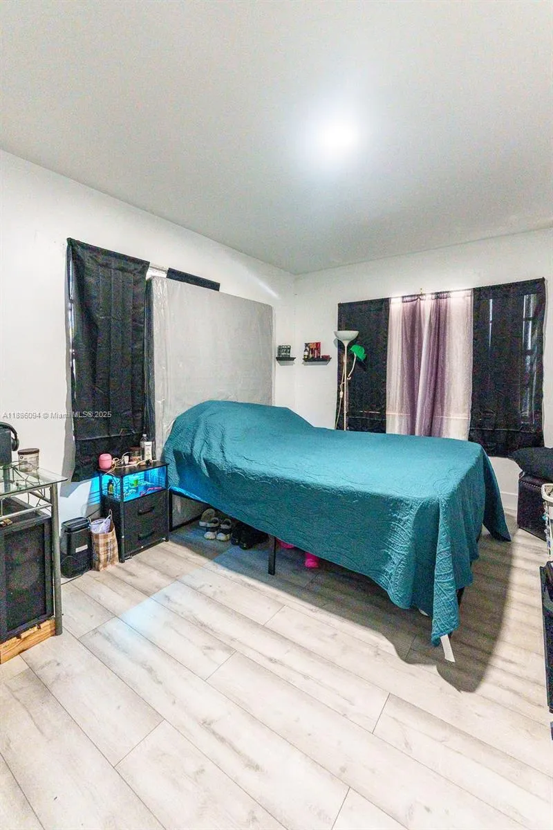 1737-1739 Nw 47th Ter, Miami, Florida 33142, Miami, Florida 33142, ,Residential Income,For Sale,1737-1739 Nw 47th Ter, Miami, Florida 33142,A11886094