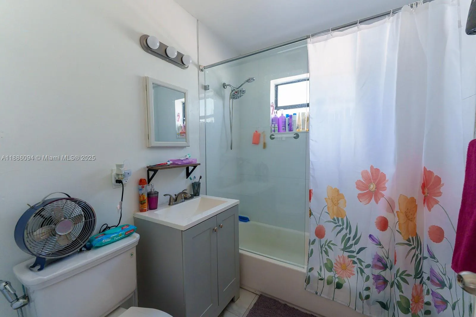1737-1739 Nw 47th Ter, Miami, Florida 33142, Miami, Florida 33142, ,Residential Income,For Sale,1737-1739 Nw 47th Ter, Miami, Florida 33142,A11886094