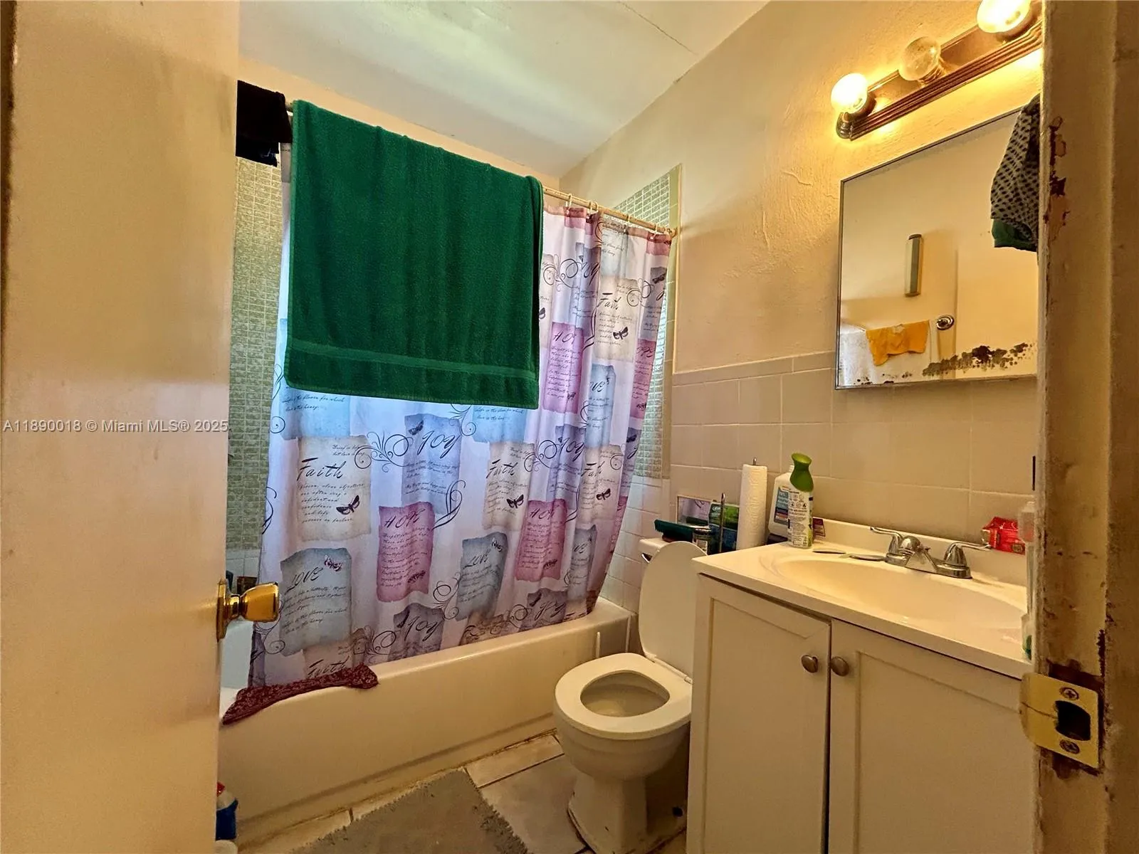 2013 Washington Ave, Opa Locka, Florida 33054, Opa Locka, Florida 33054, ,Residential Income,For Sale,2013 Washington Ave, Opa Locka, Florida 33054,A11890018