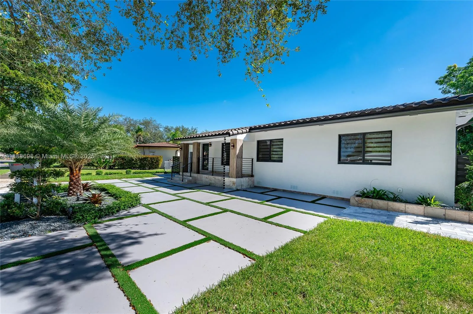 625 Miller Dr, Miami Springs, Florida 33166, Miami Springs, Florida 33166, 3 Bedrooms Bedrooms, ,2 BathroomsBathrooms,Residential,For Sale,625 Miller Dr, Miami Springs, Florida 33166,A11888698