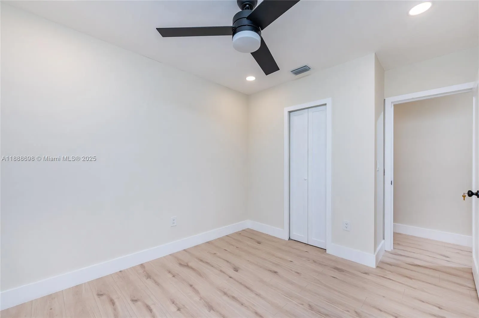 625 Miller Dr, Miami Springs, Florida 33166, Miami Springs, Florida 33166, 3 Bedrooms Bedrooms, ,2 BathroomsBathrooms,Residential,For Sale,625 Miller Dr, Miami Springs, Florida 33166,A11888698