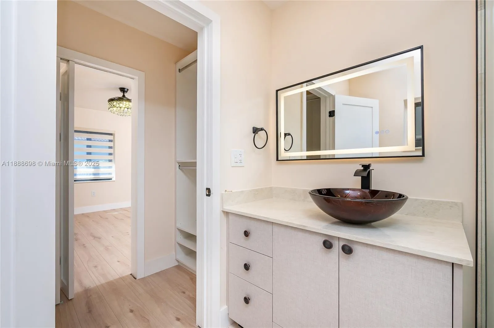 625 Miller Dr, Miami Springs, Florida 33166, Miami Springs, Florida 33166, 3 Bedrooms Bedrooms, ,2 BathroomsBathrooms,Residential,For Sale,625 Miller Dr, Miami Springs, Florida 33166,A11888698