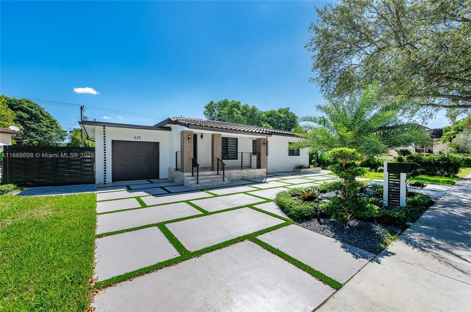 625 Miller Dr, Miami Springs, Florida 33166, Miami Springs, Florida 33166, 3 Bedrooms Bedrooms, ,2 BathroomsBathrooms,Residential,For Sale,625 Miller Dr, Miami Springs, Florida 33166,A11888698