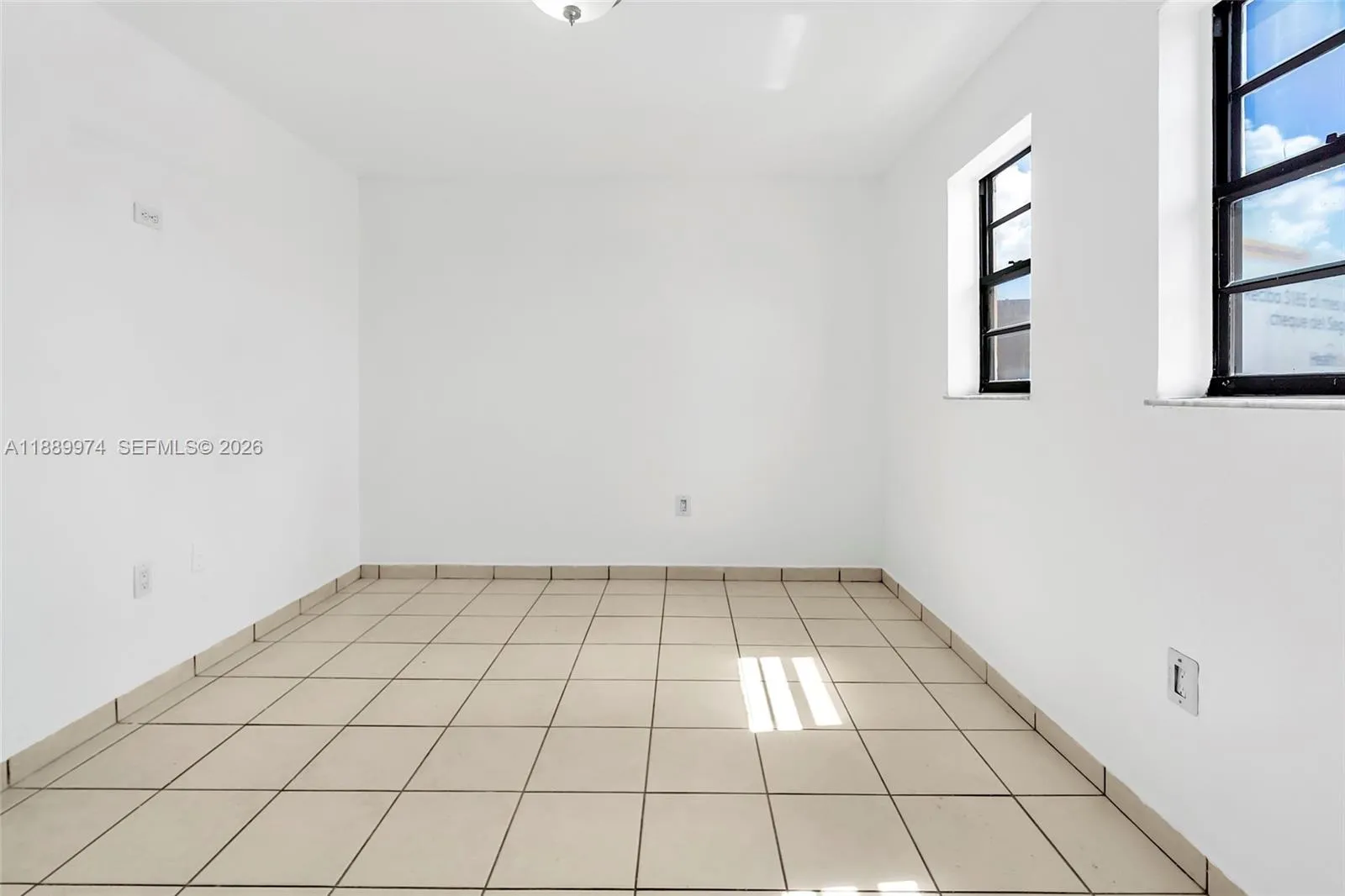 3945 Sw 89th Ave 201, Miami, Florida 33165, Miami, Florida 33165, 2 Bedrooms Bedrooms, ,1 BathroomBathrooms,Residential Lease,For Rent,3945 Sw 89th Ave 201, Miami, Florida 33165,A11889974