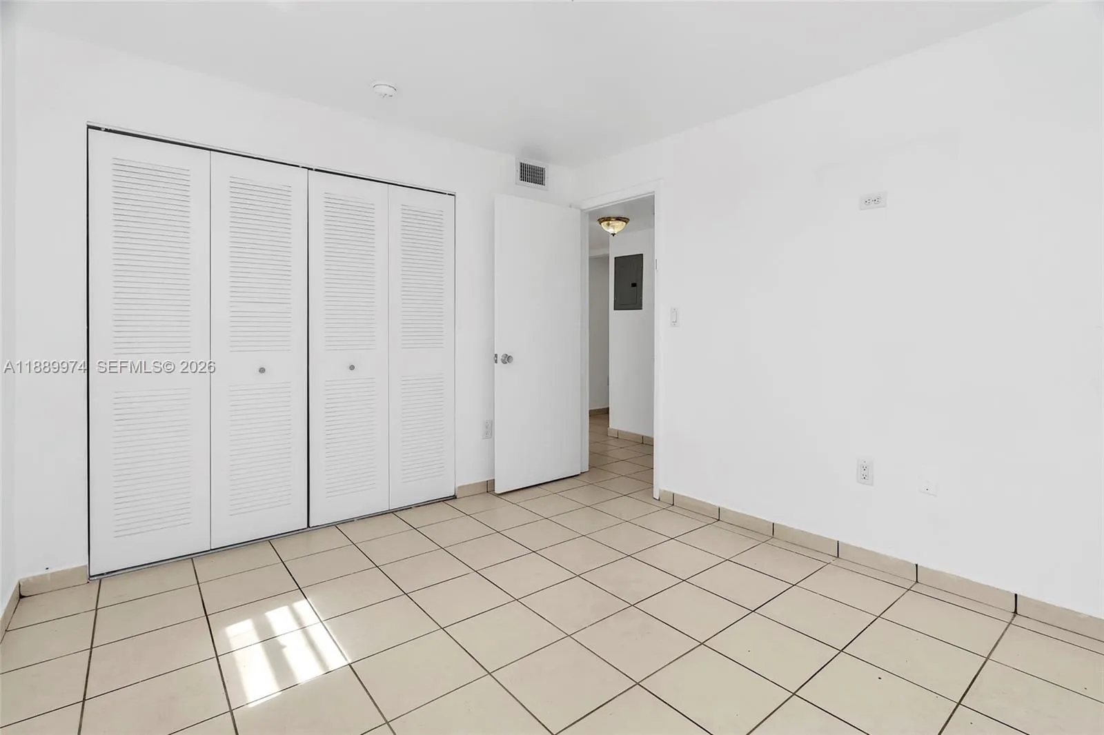 3945 Sw 89th Ave 201, Miami, Florida 33165, Miami, Florida 33165, 2 Bedrooms Bedrooms, ,1 BathroomBathrooms,Residential Lease,For Rent,3945 Sw 89th Ave 201, Miami, Florida 33165,A11889974