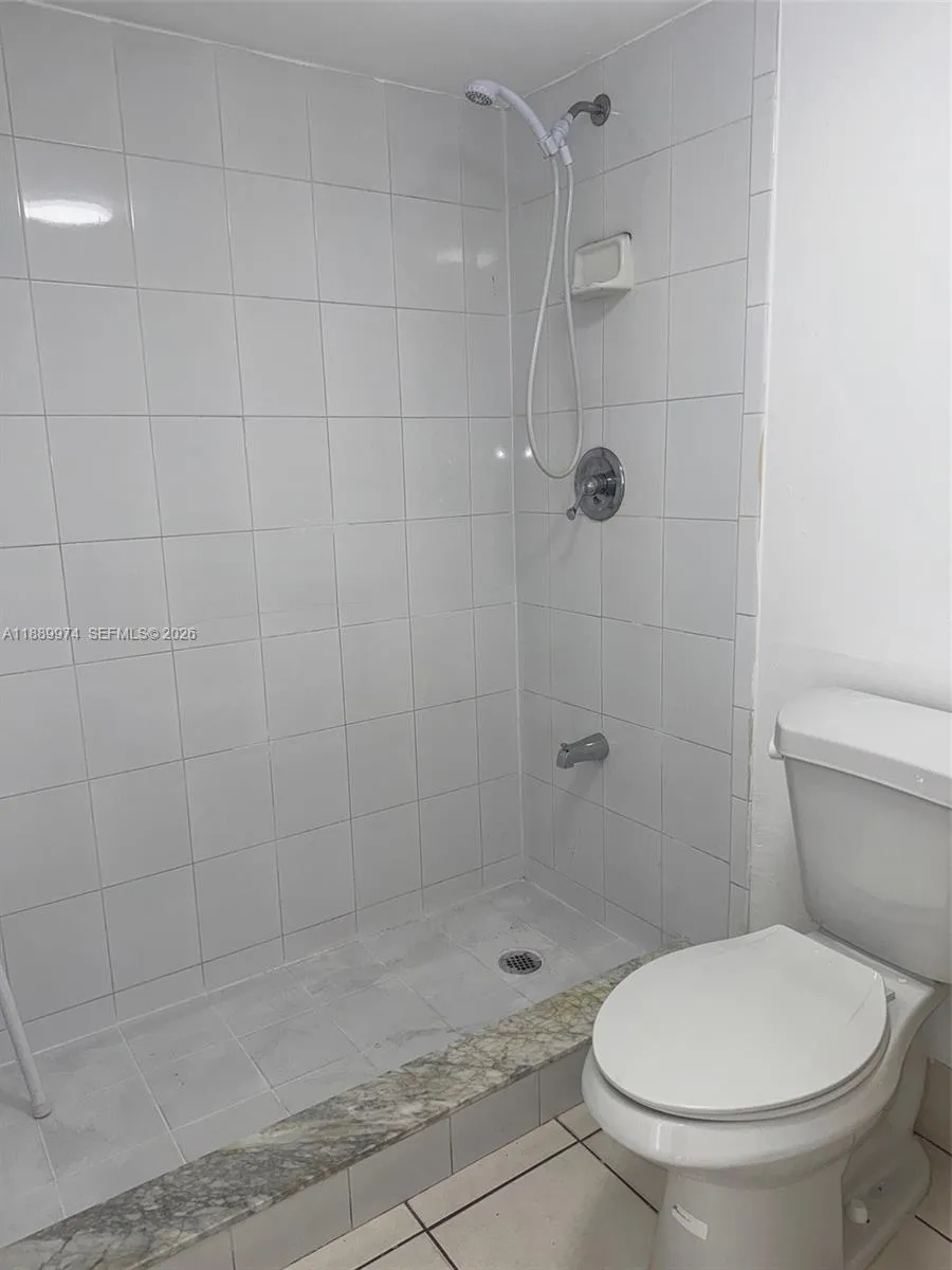 3945 Sw 89th Ave 201, Miami, Florida 33165, Miami, Florida 33165, 2 Bedrooms Bedrooms, ,1 BathroomBathrooms,Residential Lease,For Rent,3945 Sw 89th Ave 201, Miami, Florida 33165,A11889974