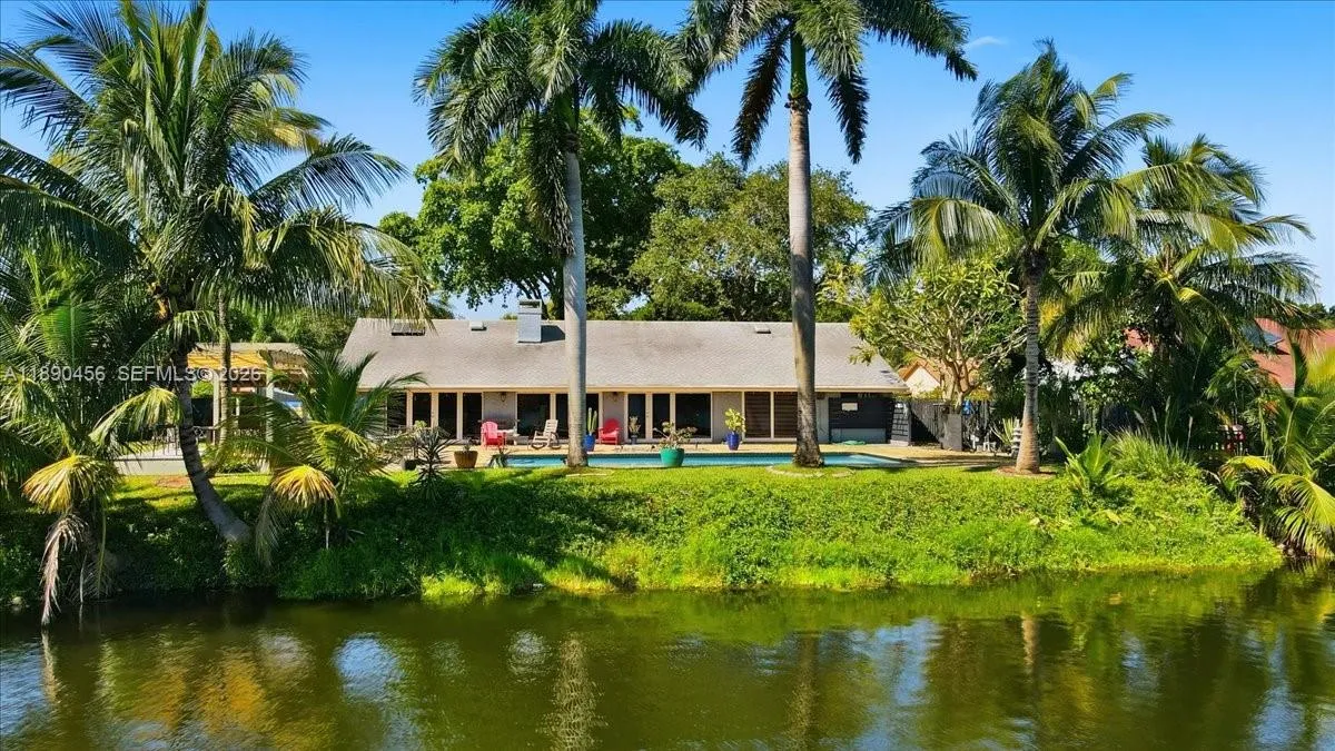 960 Bayberry Point Dr, Plantation, Florida 33324, Plantation, Florida 33324, 4 Bedrooms Bedrooms, ,3 BathroomsBathrooms,Residential Lease,For Rent,960 Bayberry Point Dr, Plantation, Florida 33324,A11890456