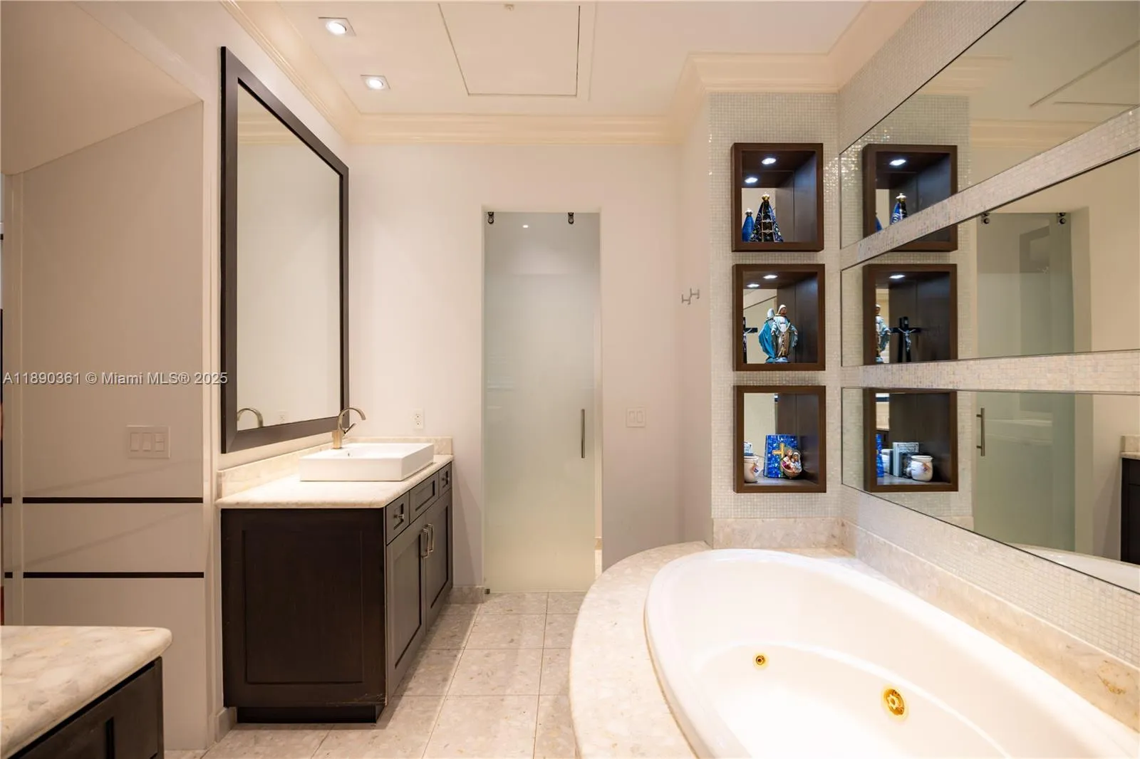 7120 Long Leaf Dr, Parkland, Florida 33076, Parkland, Florida 33076, 5 Bedrooms Bedrooms, ,3 BathroomsBathrooms,Residential,For Sale,7120 Long Leaf Dr, Parkland, Florida 33076,A11890361