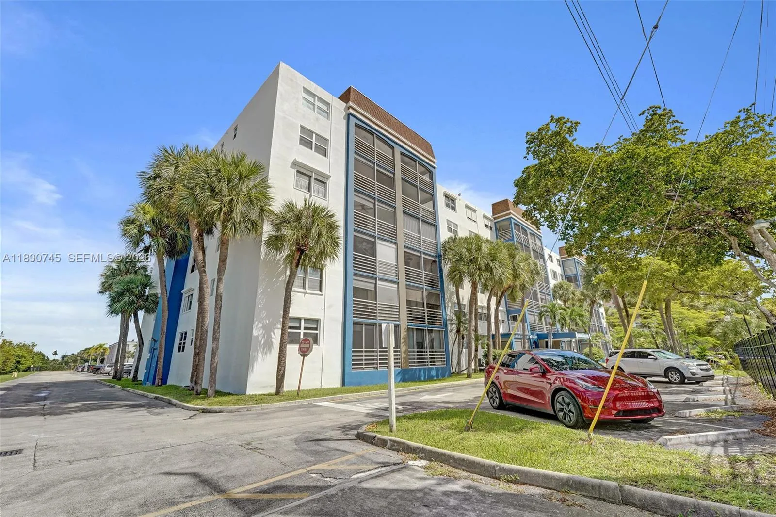 501 E Dania Beach Blvd 5-1g, Dania Beach, Florida, Dania Beach, Florida 33004, 2 Bedrooms Bedrooms, ,2 BathroomsBathrooms,Residential,For Sale,501 E Dania Beach Blvd 5-1g, Dania Beach, Florida ,A11890745