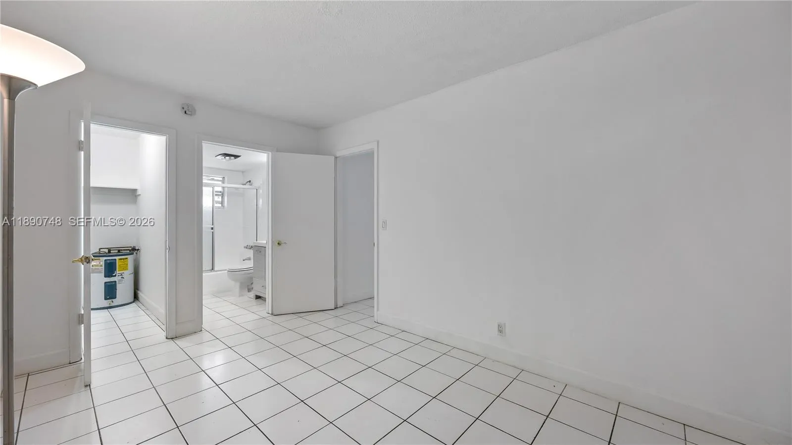 Master Bedroom, walk-in closet and full bathroom with tub/shower.