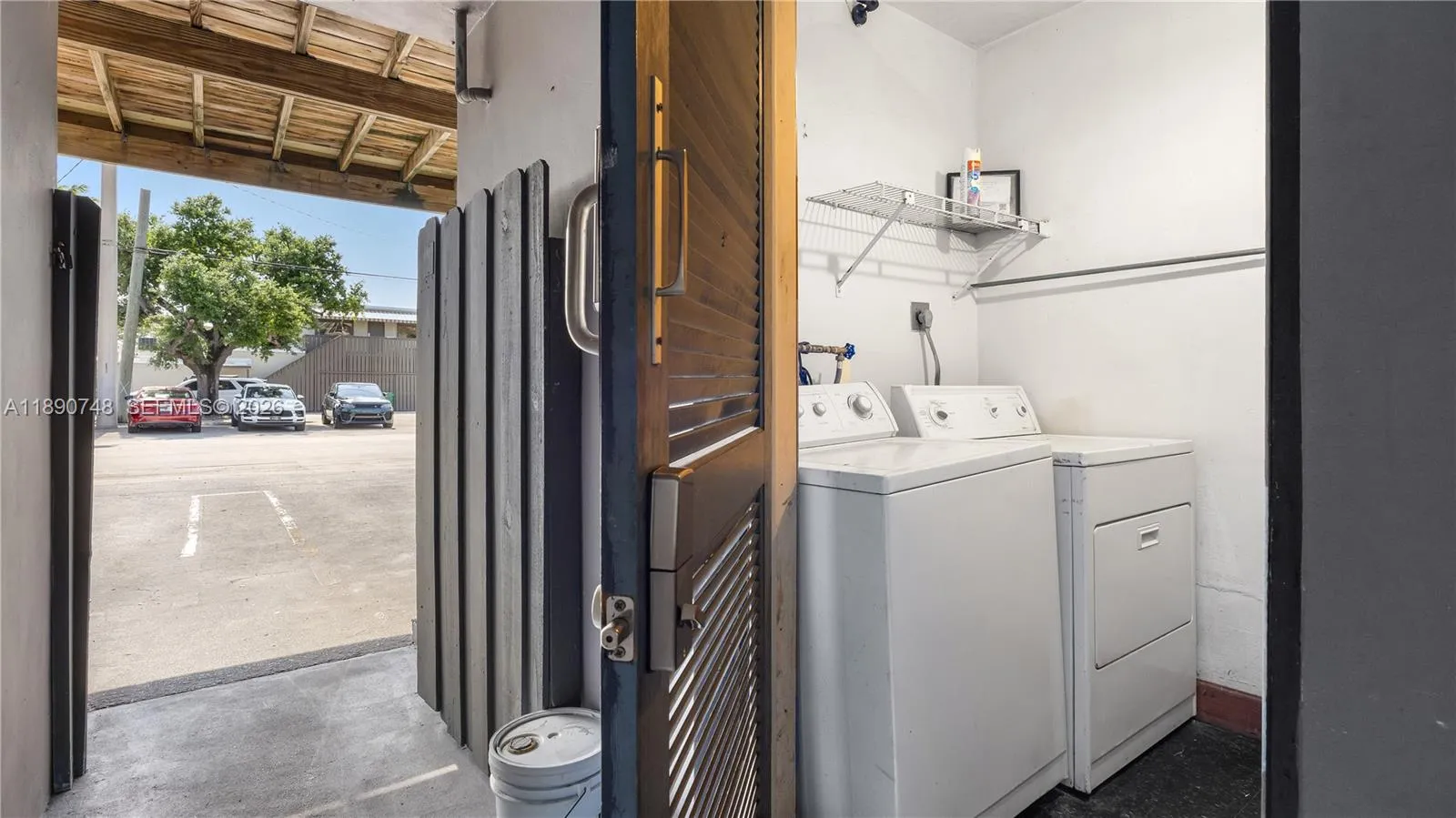 400 Se 31st St 3, Fort Lauderdale, Florida 33316, Fort Lauderdale, Florida 33316, 1 Bedroom Bedrooms, ,1 BathroomBathrooms,Residential Lease,For Rent,400 Se 31st St 3, Fort Lauderdale, Florida 33316,A11890748