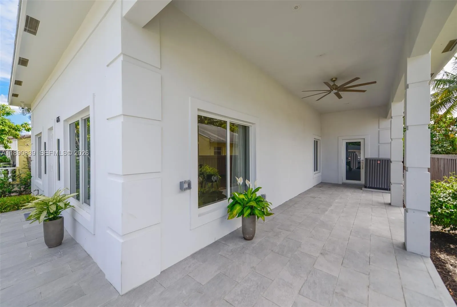 635 Sw 9th St, Hallandale Beach, Florida 33009, Hallandale Beach, Florida 33009, 5 Bedrooms Bedrooms, ,3 BathroomsBathrooms,Residential,For Sale,635 Sw 9th St, Hallandale Beach, Florida 33009,A11890839