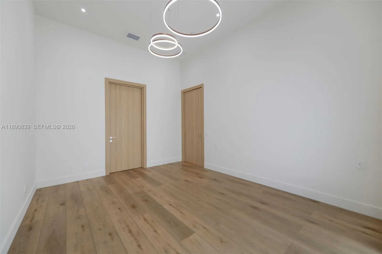 635 Sw 9th St, Hallandale Beach, Florida 33009, Hallandale Beach, Florida 33009, 5 Bedrooms Bedrooms, ,3 BathroomsBathrooms,Residential,For Sale,635 Sw 9th St, Hallandale Beach, Florida 33009,A11890839