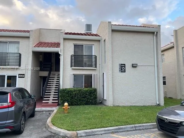 5304 Ne 6th Ave H15, Oakland Park, Florida 33334, Oakland Park, Florida 33334, 3 Bedrooms Bedrooms, ,2 BathroomsBathrooms,Residential Lease,For Rent,5304 Ne 6th Ave H15, Oakland Park, Florida 33334,A11890822