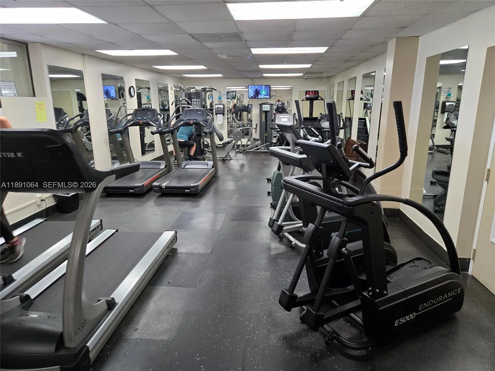 9430 Live Oak Pl 404, Davie, Florida 33324, Davie, Florida 33324, 2 Bedrooms Bedrooms, ,2 BathroomsBathrooms,Residential Lease,For Rent,9430 Live Oak Pl 404, Davie, Florida 33324,A11891064